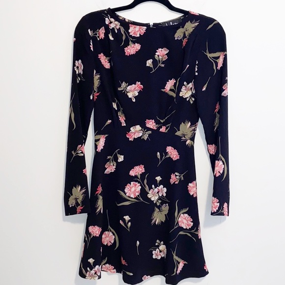 Lulu’s Kiefer Black floral minidress Size Small - Picture 4 of 14